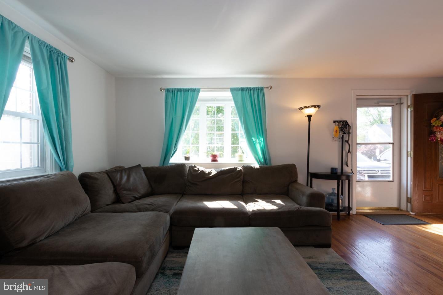 2227 Locust Road Morton, PA 19070 - Photo 6 of 22 Gallery Image 6