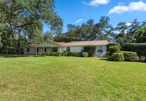 $447,000 | 480 East Lakeview Drive, Wewahitchka, FL 32465