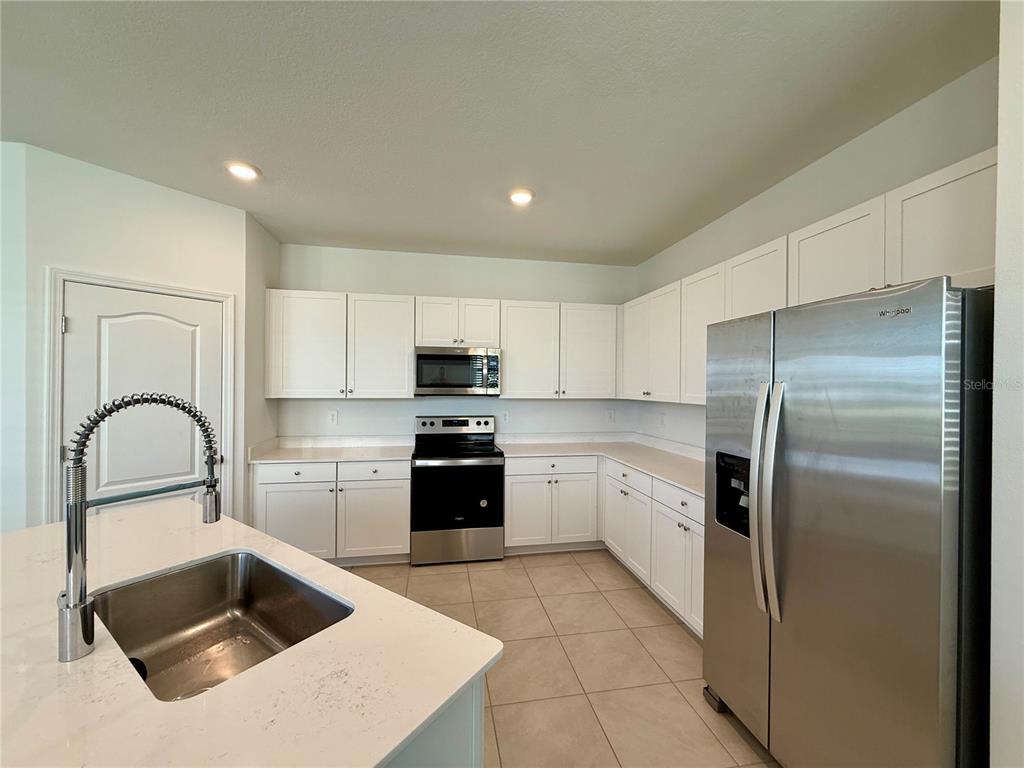 268 Redbud Road Palm Coast, FL 32137 - Photo 4 of 26