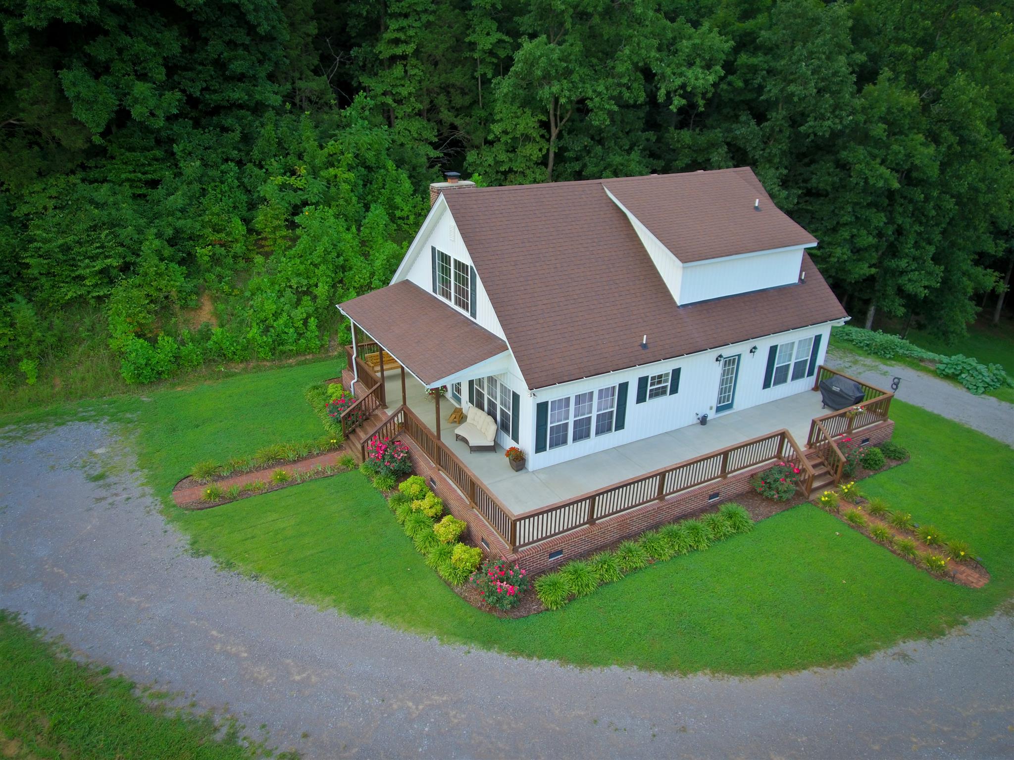 150 Jake Branch Road Beechgrove, TN 37018 - Photo 2 of 30 Gallery Image 2