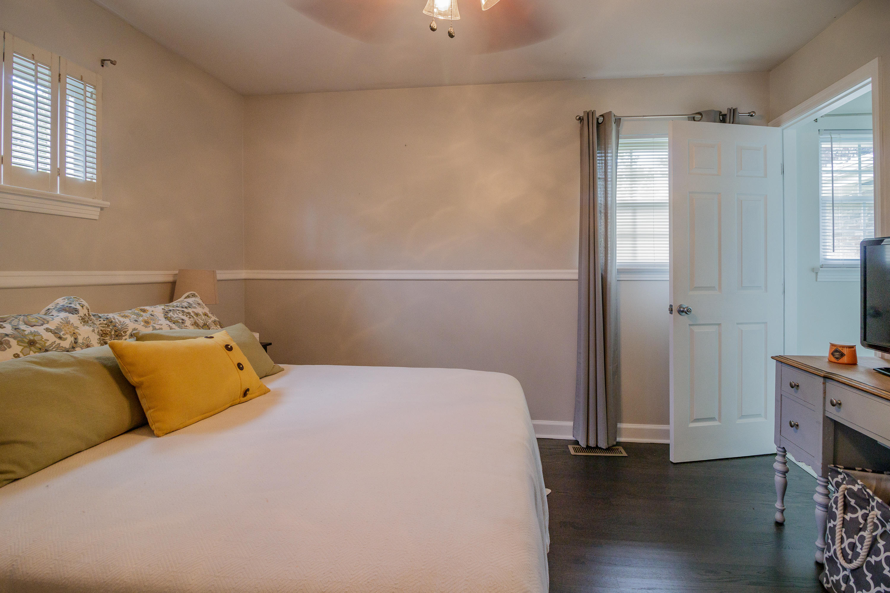 308 East Huntington Road Rossville, GA 30741 - Photo 23 of 43 Master Bedroom
