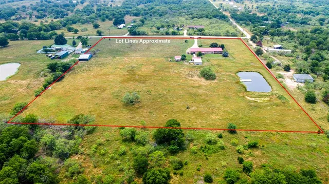 $640,000 | 5801 County Road 4128, Scurry, TX 75158