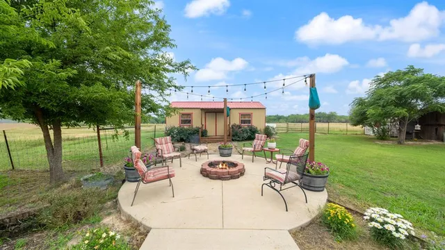 $640,000 | 5801 County Road 4128, Scurry, TX 75158