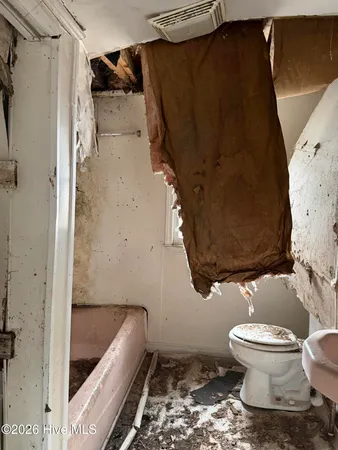 $14,900 | 214 East Central Street, Seaboard, NC 27876