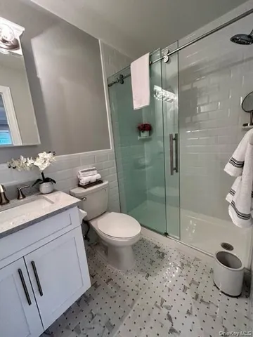 $3,260 | 101 Cassa Loop, Unit 101, Holtsville, NY 11742