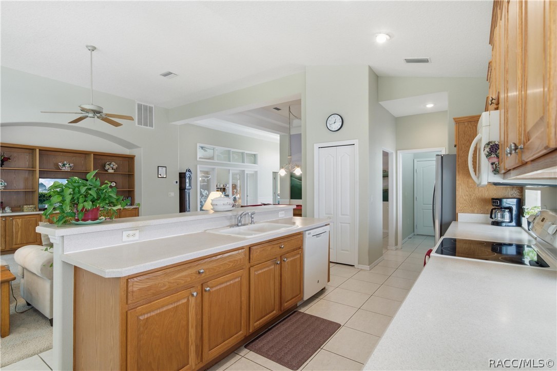 165 West Doerr Path Hernando, FL 34442 - Photo 16 of 57