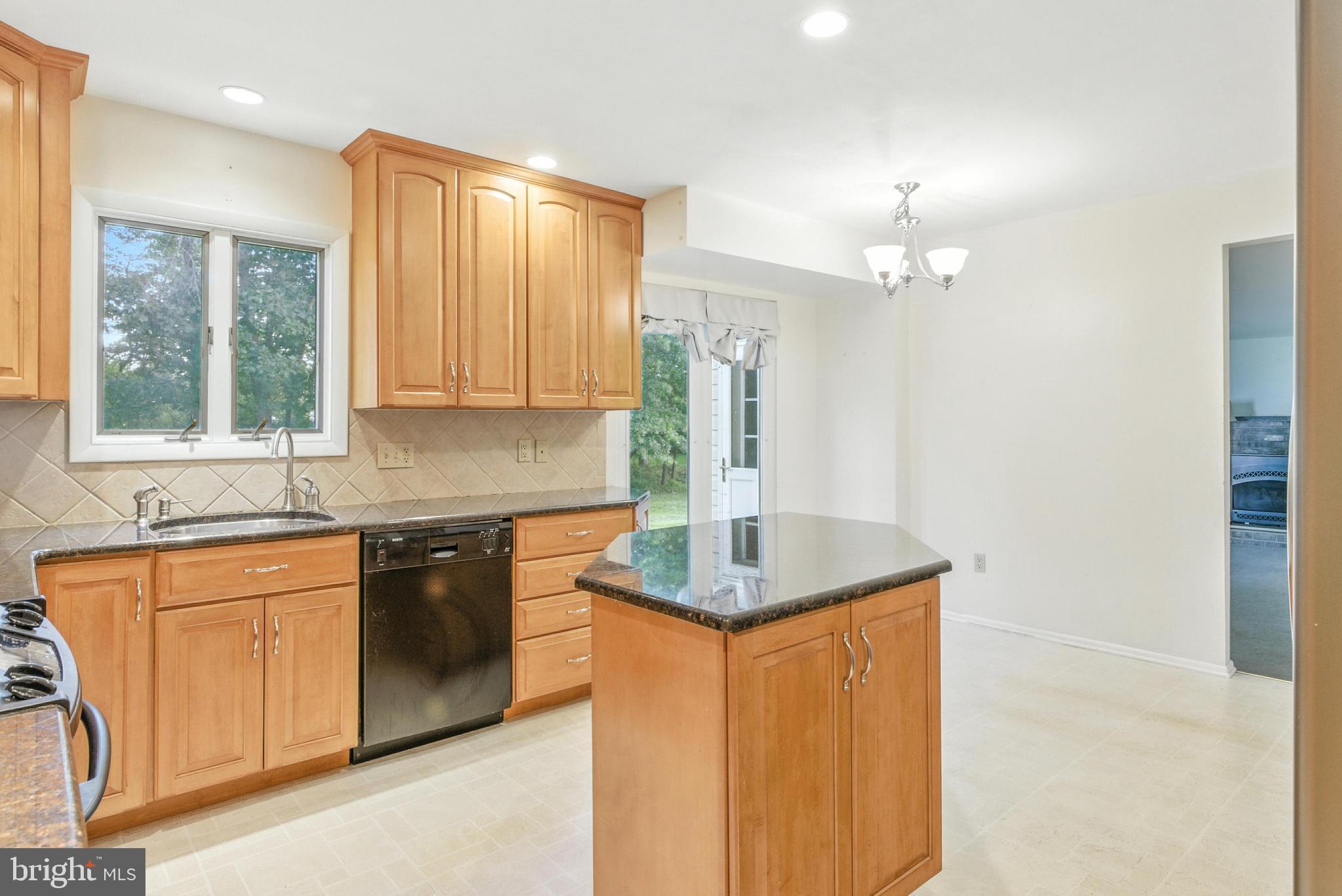 3218 Nottingham Road Norristown, PA 19403 - Photo 12 of 33 Gallery Image 12