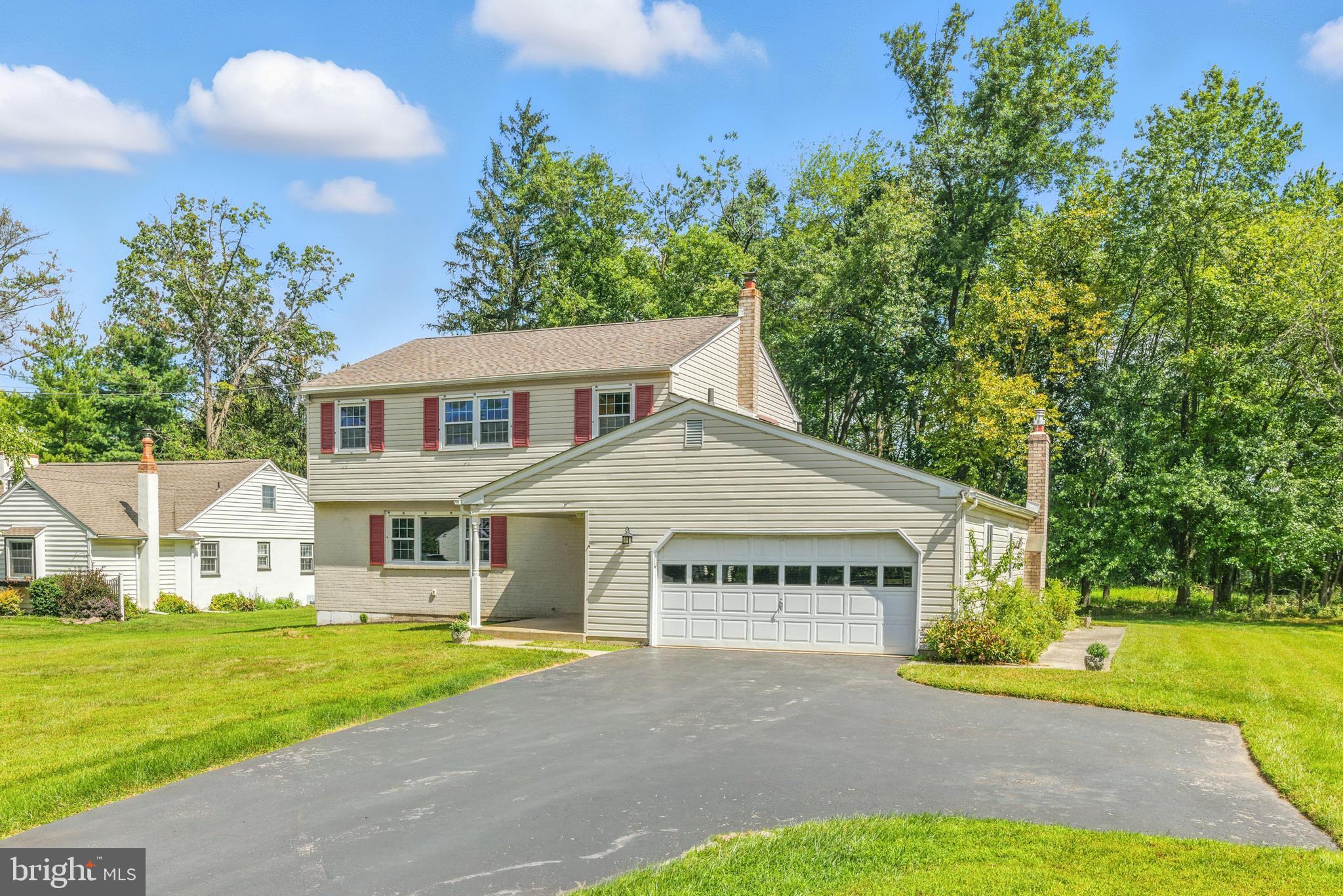 3218 Nottingham Road Norristown, PA 19403 - Photo 3 of 33 Gallery Image 3