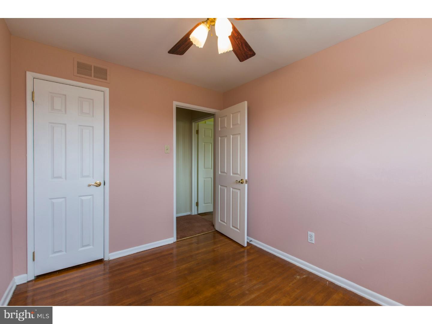11839 Brandon Road Philadelphia, PA 19154 - Photo 19 of 22 Bedroom