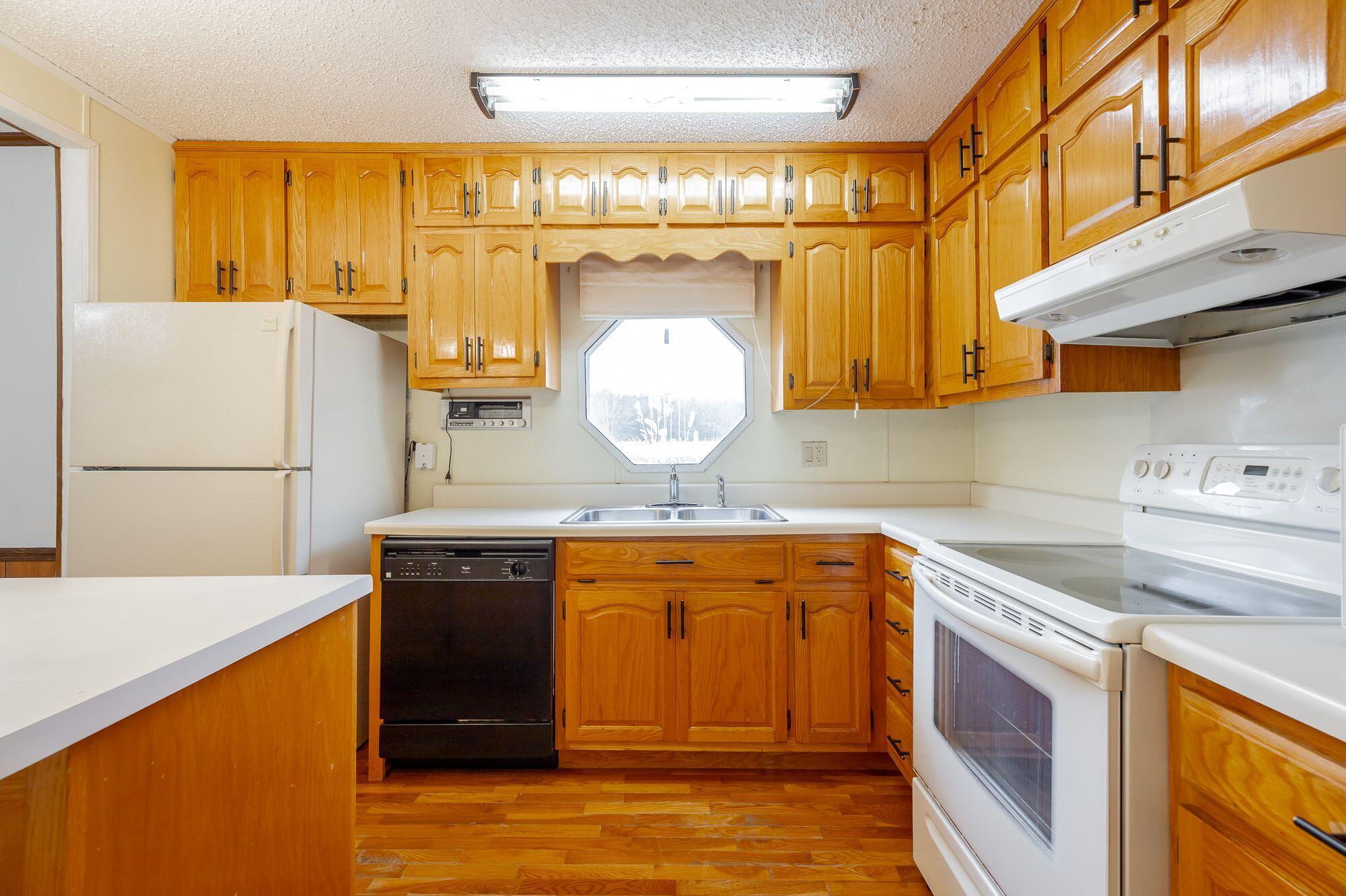 4495 Highway 73 Bryant, AL 35958 - Photo 13 of 40 g32gEeKQ