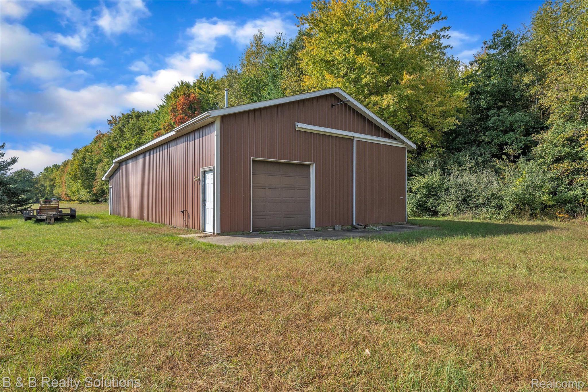 841 Barnes Lake Road Columbiaville, MI 48421 - Photo 59 of 62 Gallery Image 59