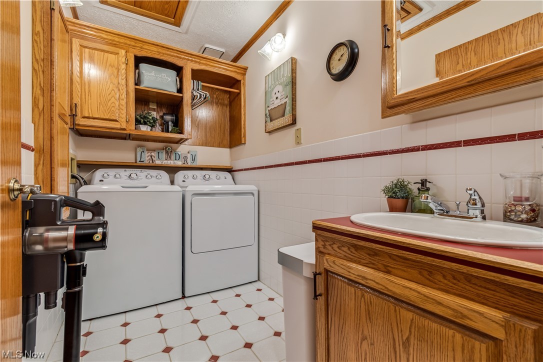4075 Bramshaw Road Northwest Canton, OH 44718 - Photo 24 of 35 Gallery Image 24