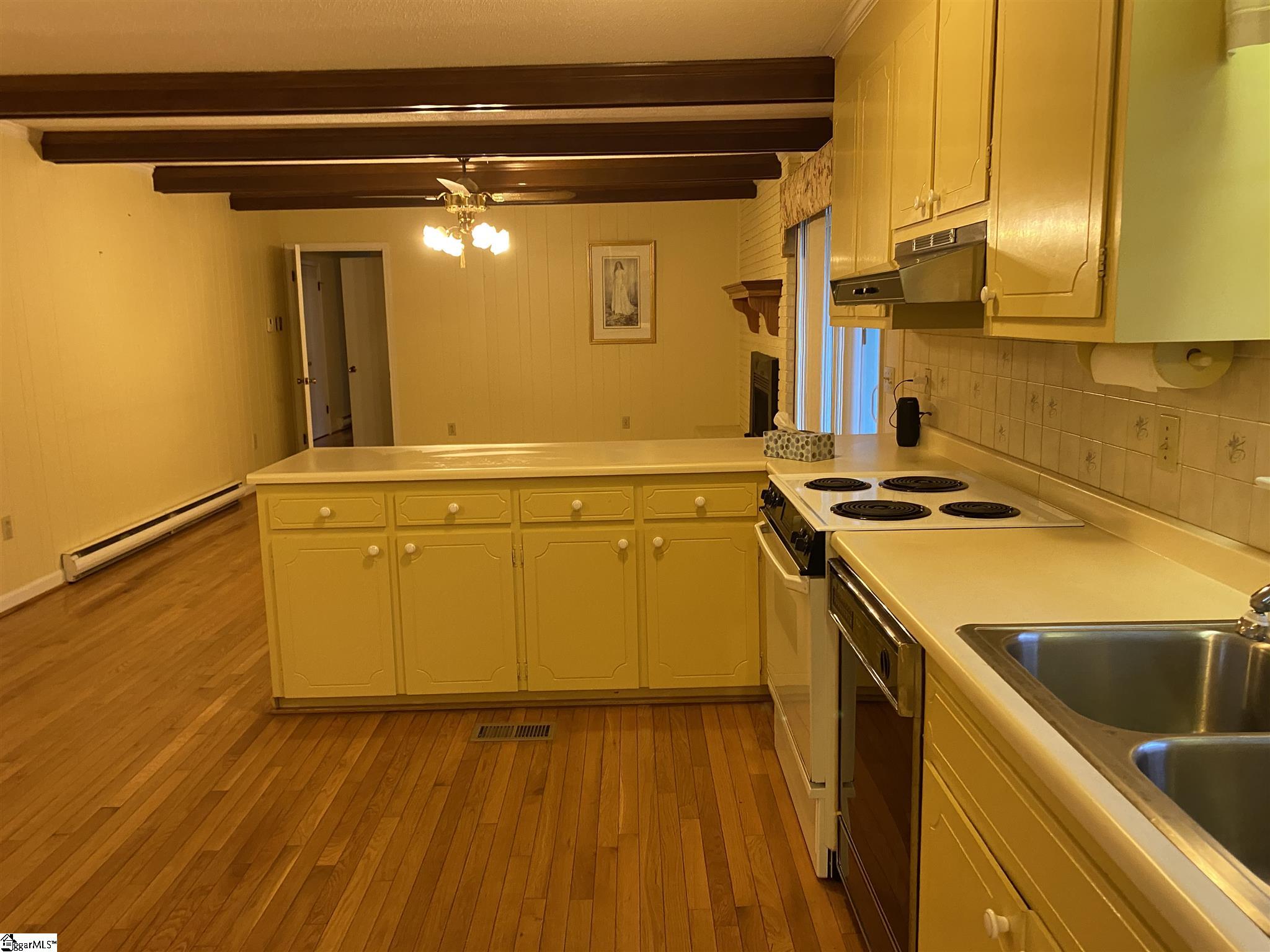 704 Reece Mill Road Pickens, SC 29671 - Photo 12 of 36