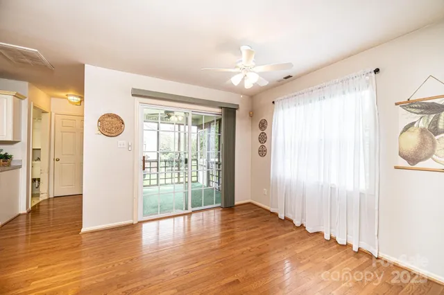 $300,000 | 3501 Overbrook Drive, Conover, NC 28613