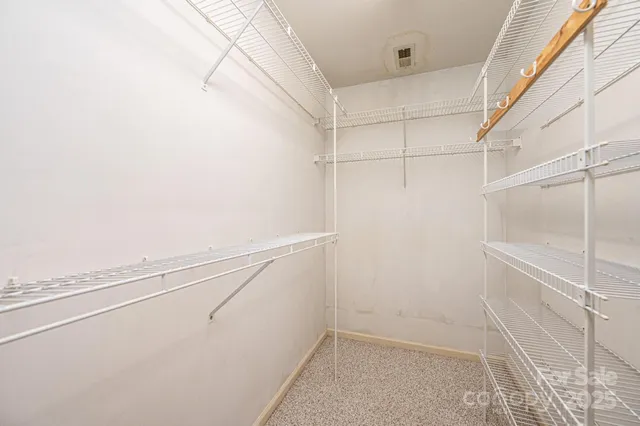 $300,000 | 3501 Overbrook Drive, Conover, NC 28613