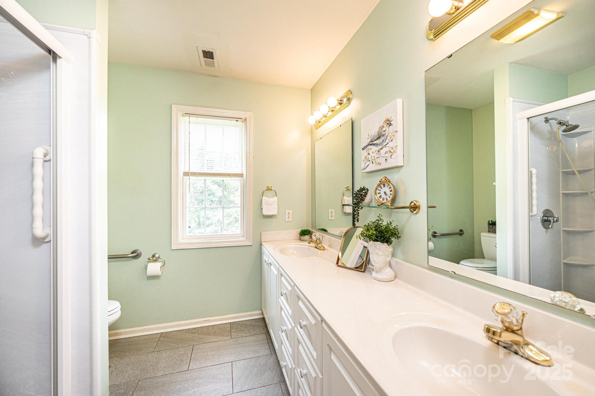 3501 Overbrook Drive Conover, NC 28613 - Photo 20 of 31