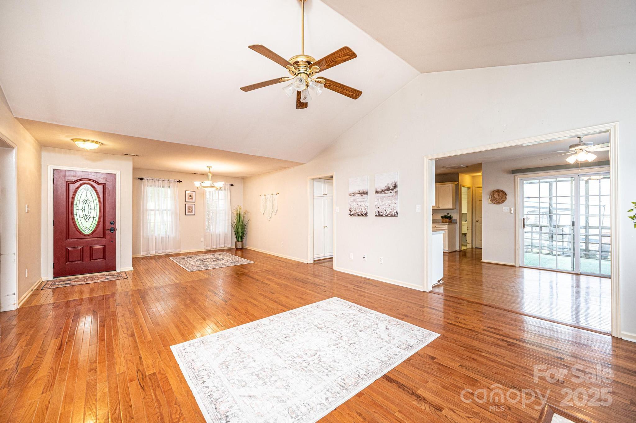 3501 Overbrook Drive Conover, NC 28613 - Photo 8 of 31