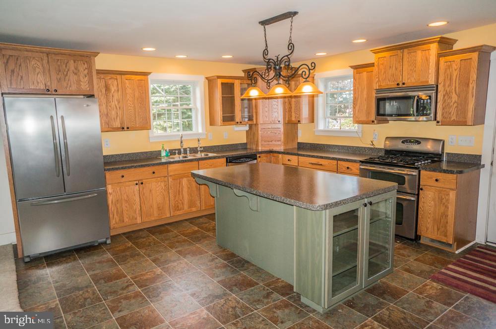 5510 Board Road Mount Wolf, PA 17347 - Photo 3 of 59 Gallery Image 3