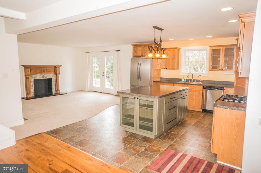 5510 Board Road Mount Wolf, PA 17347 - Photo 4 of 59 Gallery Image 4