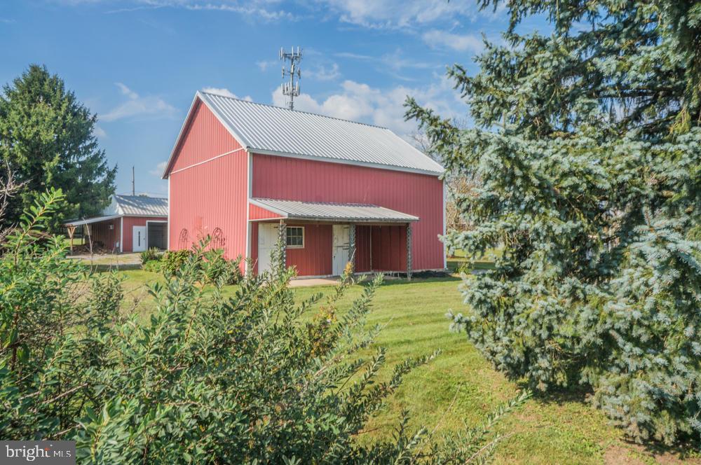 5510 Board Road Mount Wolf, PA 17347 - Photo 48 of 59 Gallery Image 48