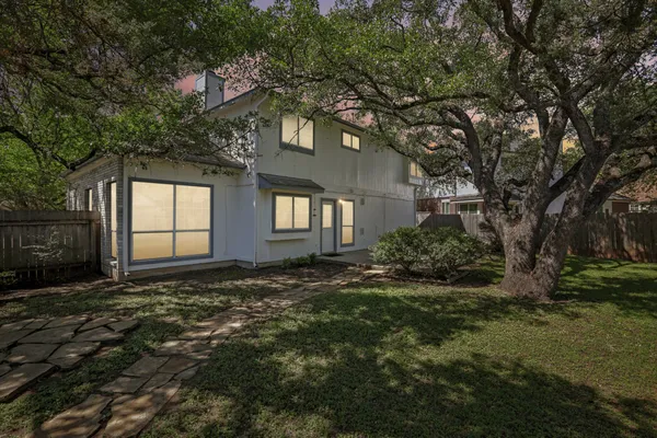 $2,200 | 2812 Little Elm Trail, Cedar Park, TX 78613