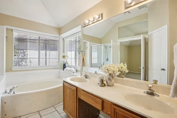 $2,200 | 2812 Little Elm Trail, Cedar Park, TX 78613