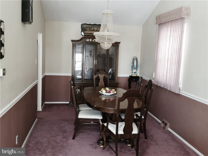 9710 Laramie Road Philadelphia, PA 19115 - Photo 3 of 11 Dining Room