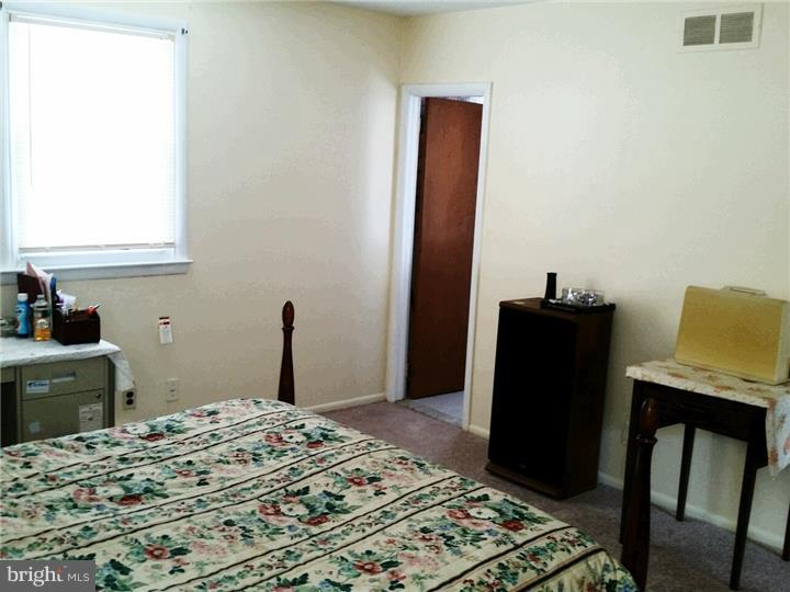 9710 Laramie Road Philadelphia, PA 19115 - Photo 10 of 11