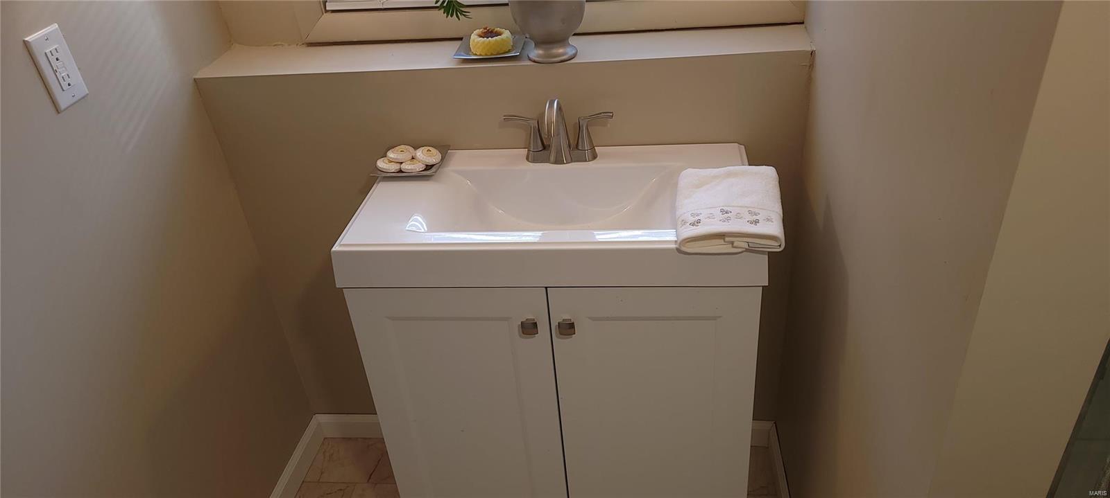 2200 Johnson Road Granite City, IL 62040 - Photo 31 of 54 Gallery Image 31