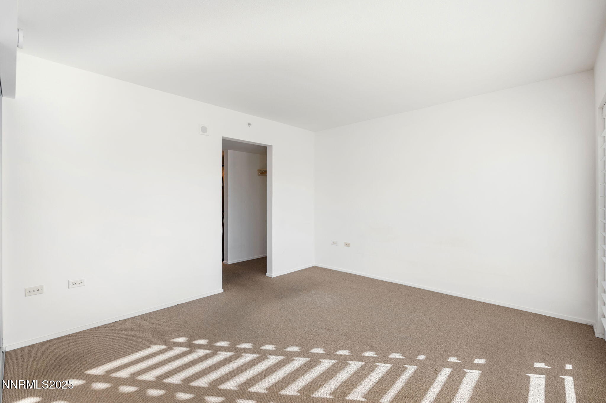 255 North Sierra Street, Unit 1012 Reno, NV 89501 - Photo 18 of 29 26-web-or-mls-DSC05056