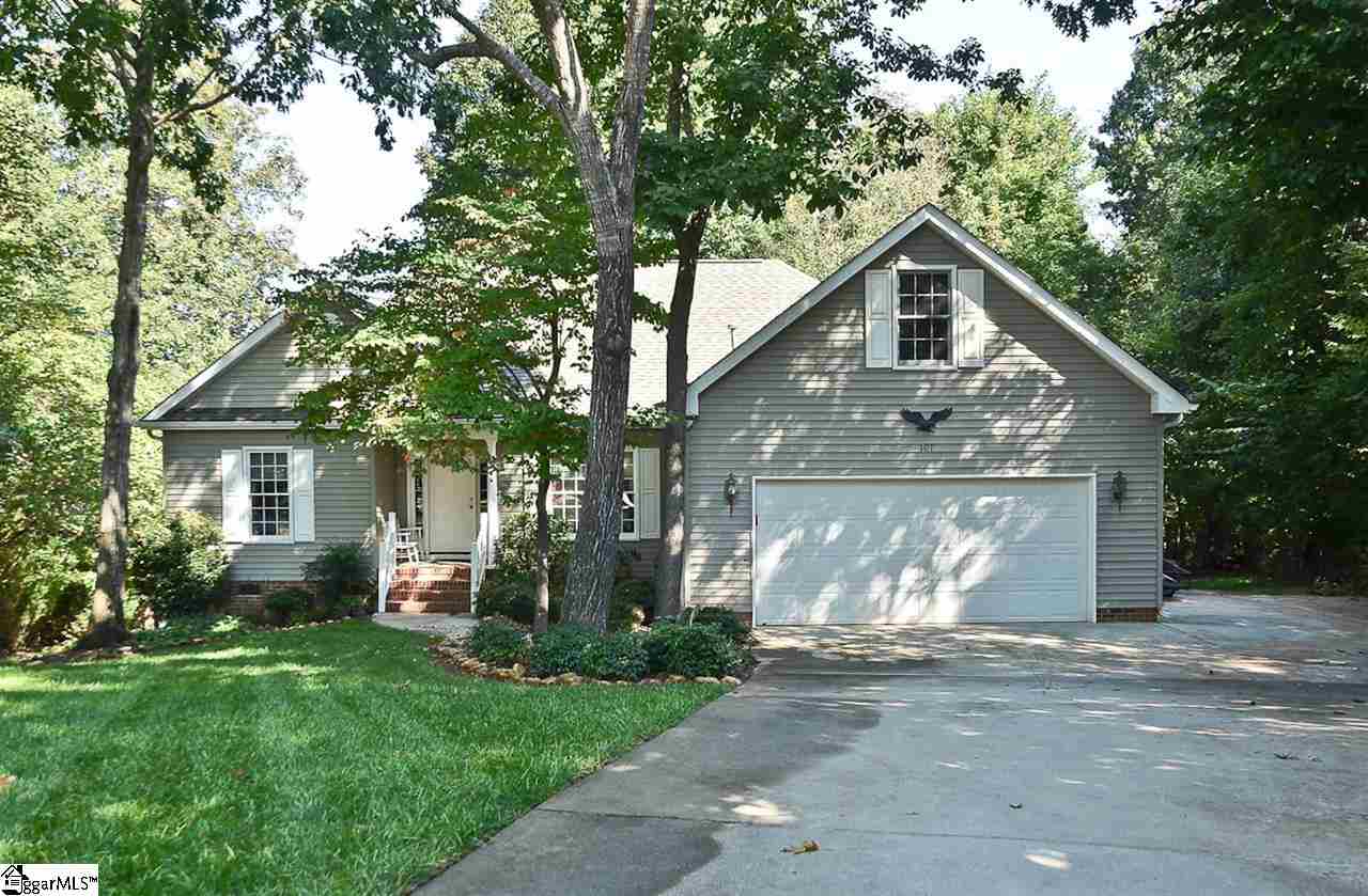 107 Viewpoint Court Laurens, SC 29360 - Photo 1 of 1 Gallery Image 1