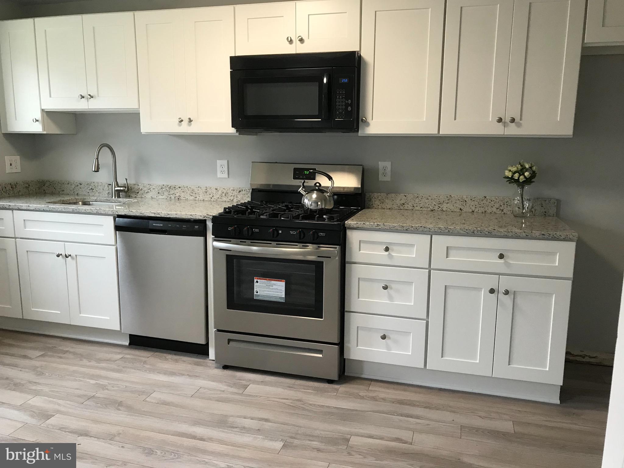 7810 Rockbourne Road Baltimore, MD 21222 - Photo 11 of 59 Kitchen
