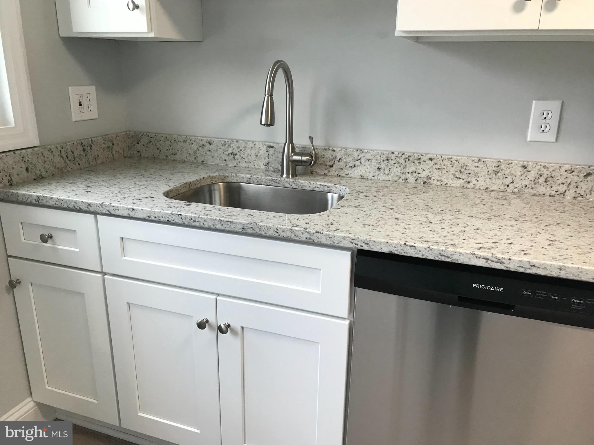 7810 Rockbourne Road Baltimore, MD 21222 - Photo 19 of 59 Granite counter tops