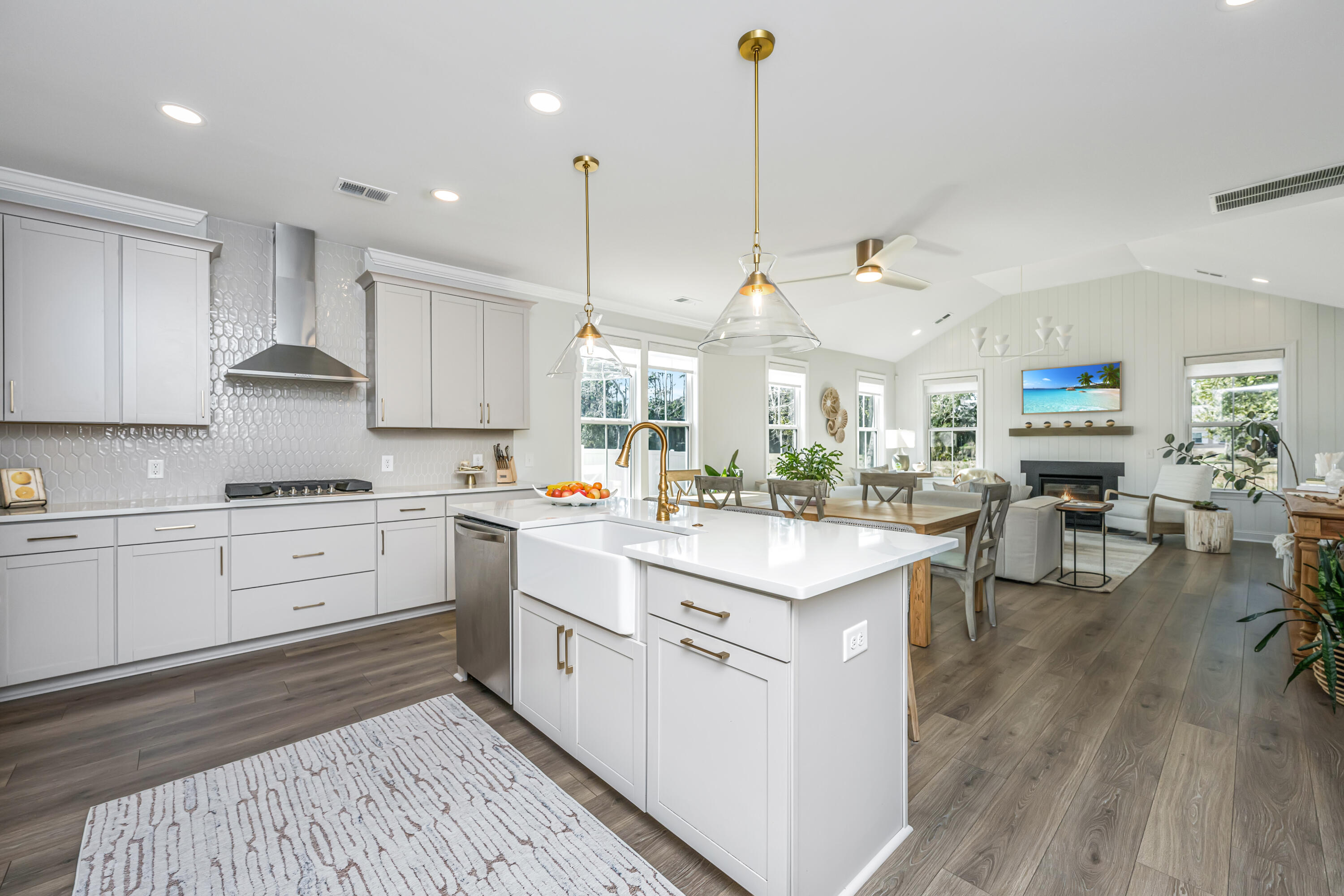 2037 Bullyard Sound Way Awendaw, SC 29429 - Photo 11 of 46 Kitchen