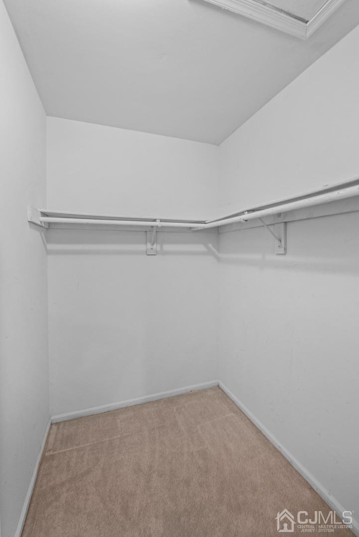 1801 Timber Oaks Road Edison, NJ 08820 - Photo 25 of 35 a view of an empty room