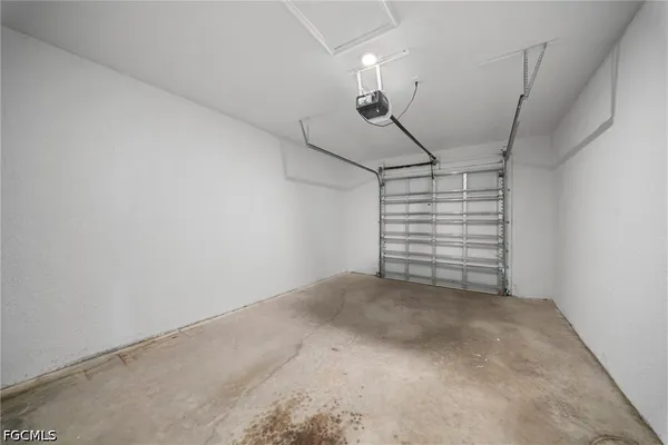 $1,900 | 26481 Sandhill Boulevard, Punta Gorda, FL 33983