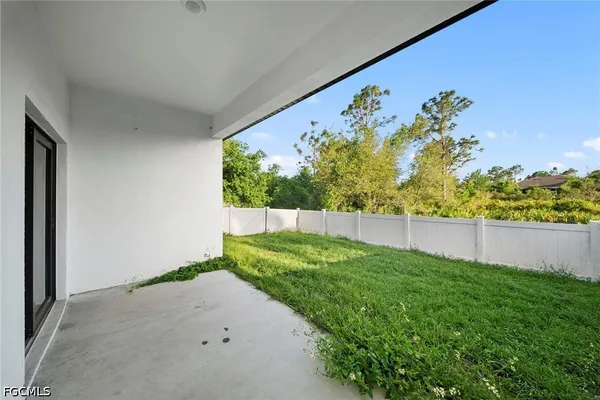 $1,900 | 26481 Sandhill Boulevard, Punta Gorda, FL 33983