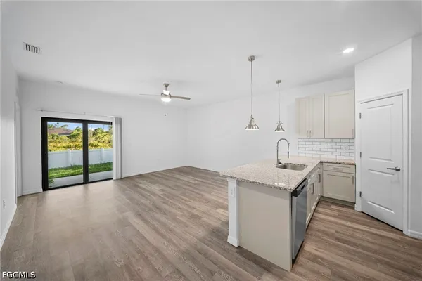 $1,900 | 26481 Sandhill Boulevard, Punta Gorda, FL 33983