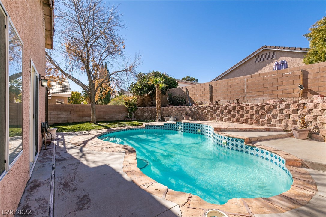 7341 Alpine Ridge Street Las Vegas, NV 89131 - Photo 6 of 19 Gallery Image 6
