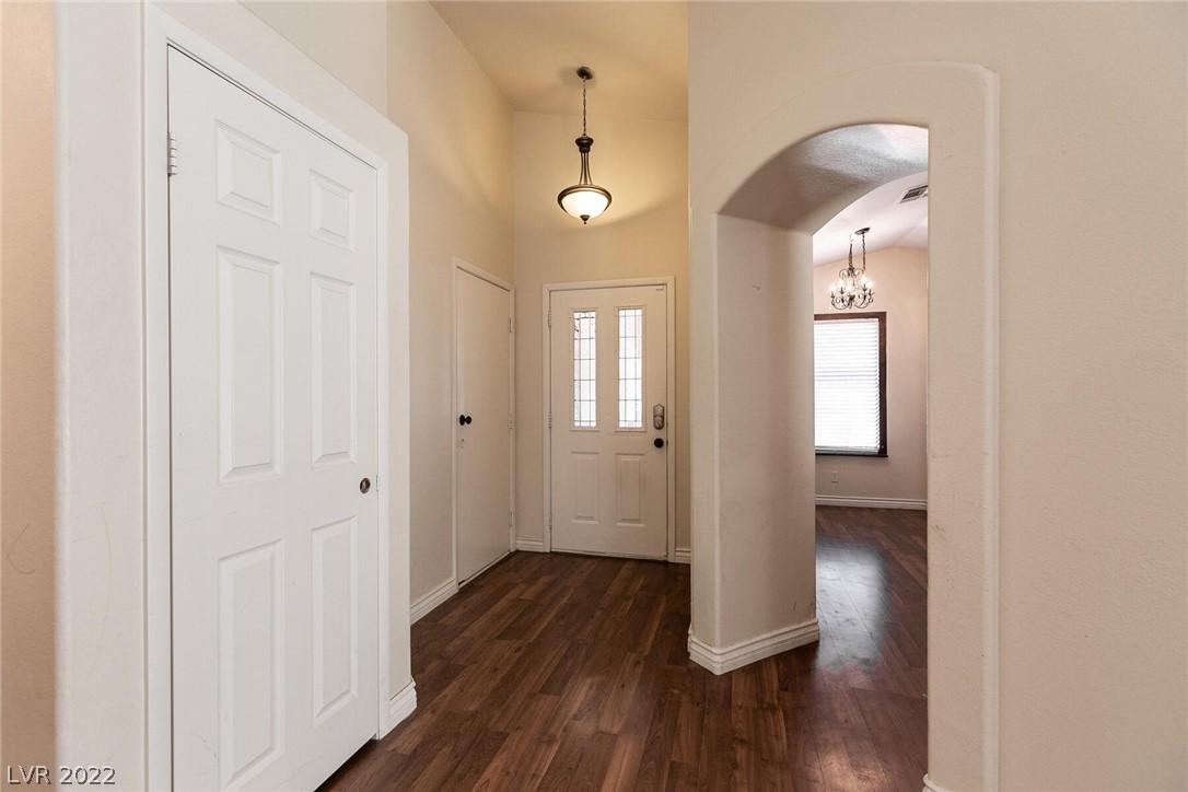 7341 Alpine Ridge Street Las Vegas, NV 89131 - Photo 7 of 19 Gallery Image 7