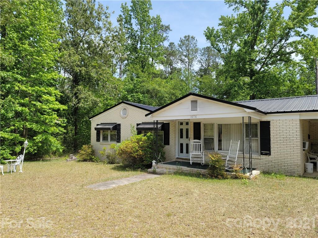 1676 Old Wire Road West Bennettsville, SC 29512 - Photo 1 of 9 Gallery Image 1