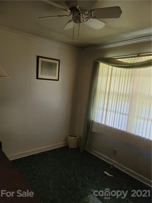 1676 Old Wire Road West Bennettsville, SC 29512 - Photo 6 of 9 Gallery Image 6