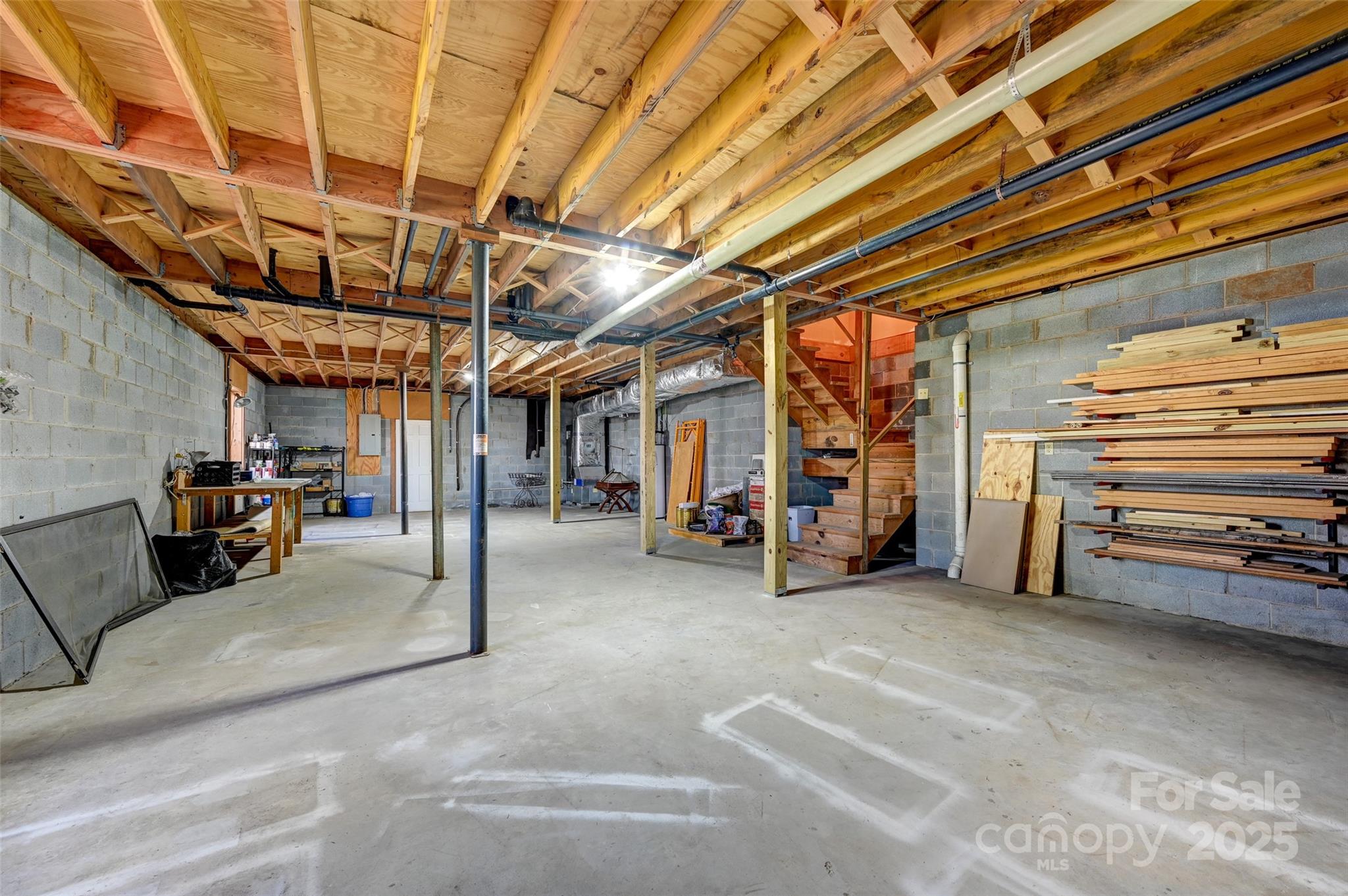 2020 Azalea Ridge Road Laurel Park, NC 28739 - Photo 32 of 42 Gallery Image 32