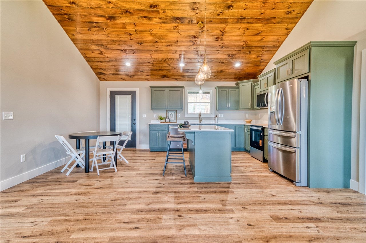 1079 Coal Bank Road Sharon Grove, KY 42280 - Photo 7 of 41 Gallery Image 7