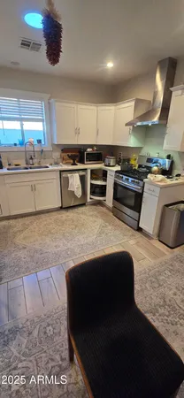 $900 | 1122 East Fillmore Street, Phoenix, AZ 85006
