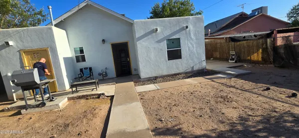 $900 | 1122 East Fillmore Street, Phoenix, AZ 85006