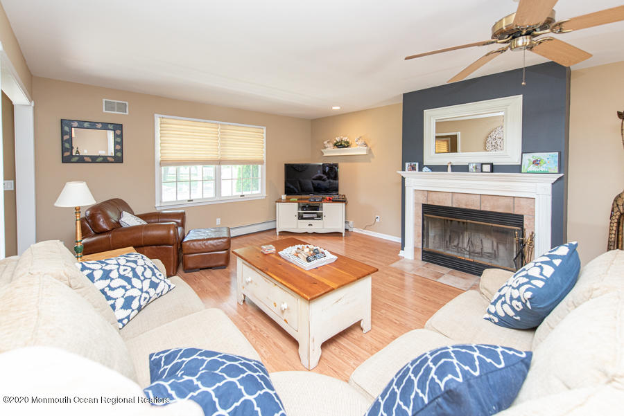 717 Rabbit Run Brick, NJ 08724 - Photo 9 of 45 jt-93