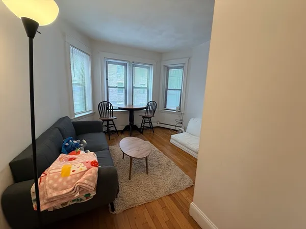 $3,500 | 451 Park Drive, Unit 2C, Boston, MA 02215