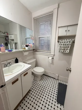 $3,500 | 451 Park Drive, Unit 2C, Boston, MA 02215