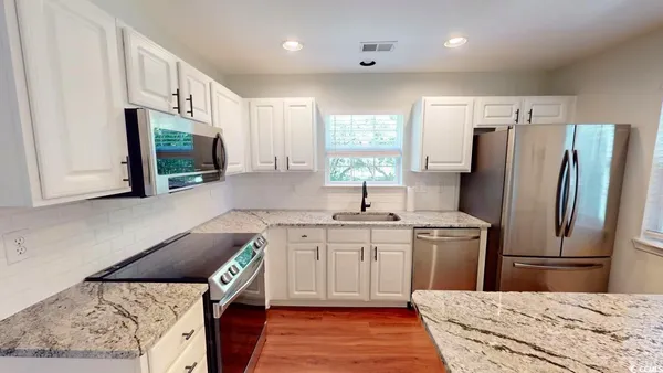 $1,950 | 1000 Pembroke Court, Myrtle Beach, SC 29577